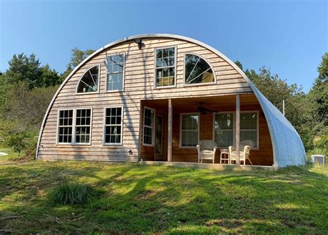 Quonset hut 